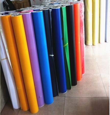 high quality color vinyl roll/self adhesive vinyl rolls/self adhesive vinyl film
